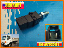 Brzdovy spínač E137 EUROPARTS Nissan Atleon od 2013